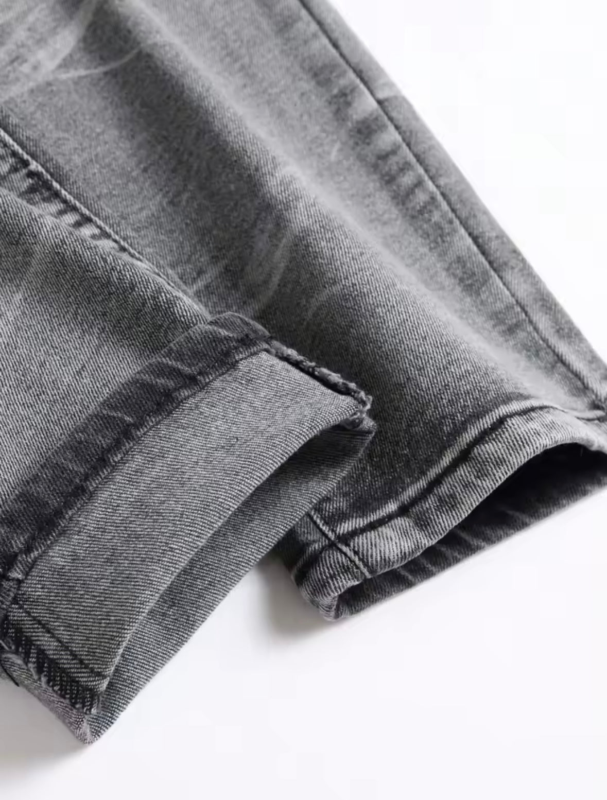 Men’s Grey Destroyed Slim Fit Jeans