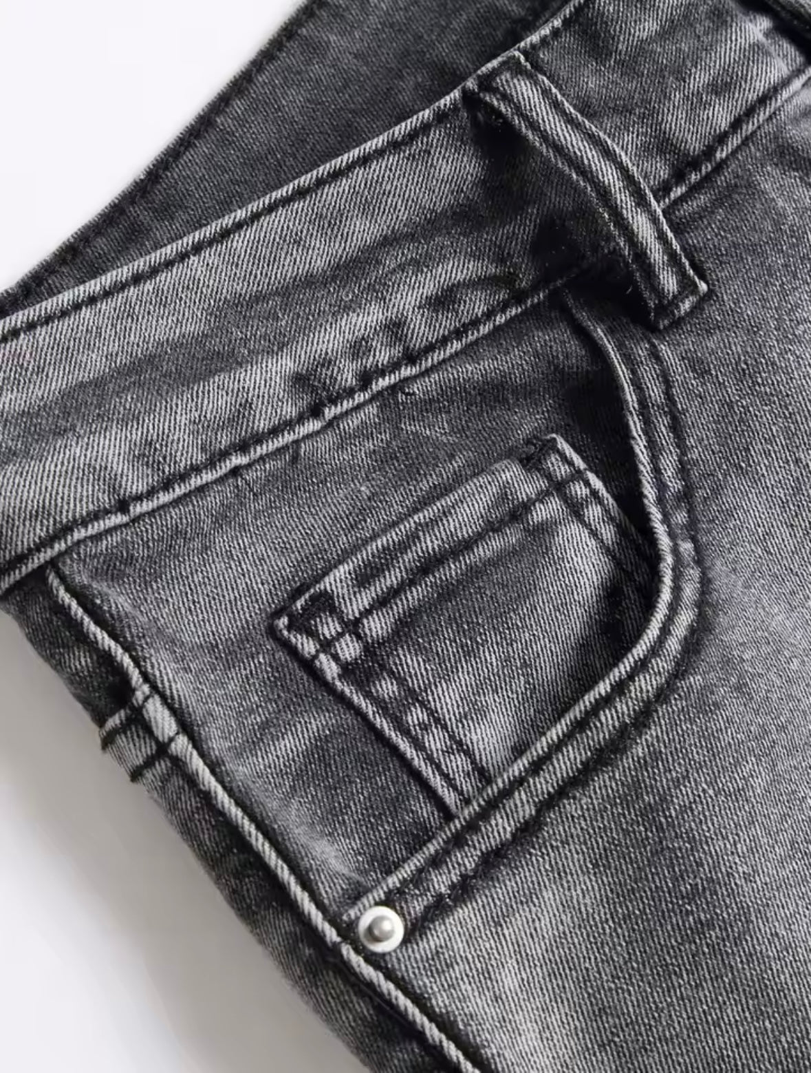 Men’s Grey Destroyed Slim Fit Jeans